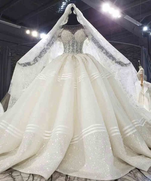 O Neck Crystal Veil Wedding Dress