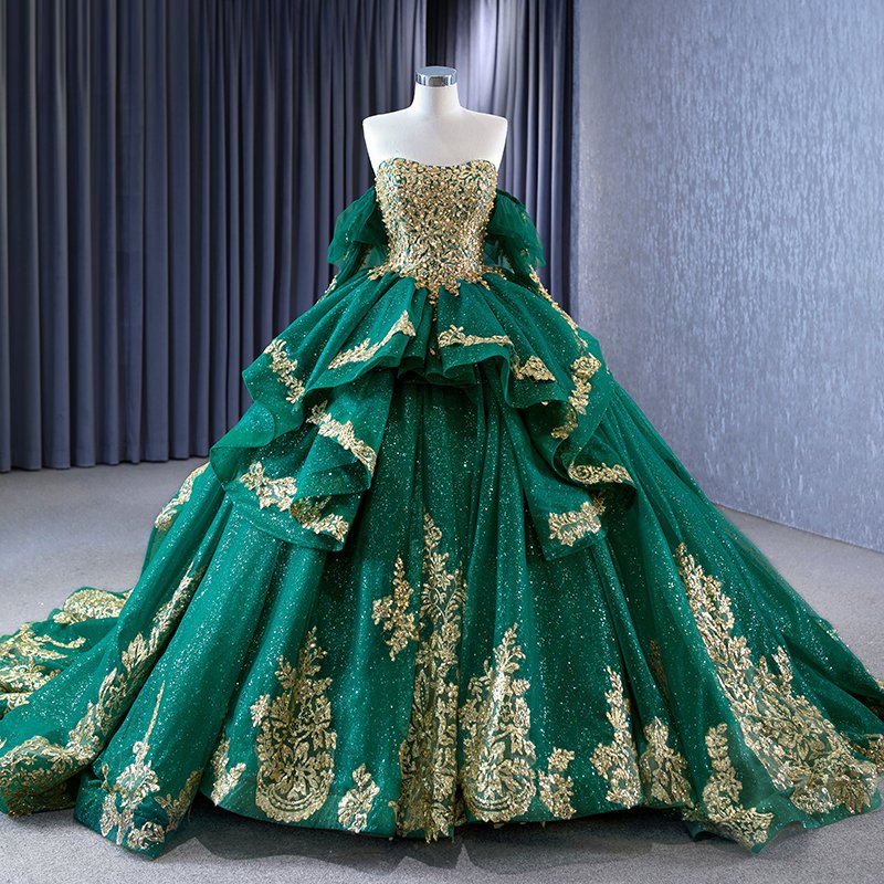 Gorgeous Evening Gown Green Quinecanera Dress Embroidery Sequined ...