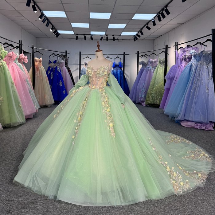 2025 Green Quinceanera Dress Sweet 15 Evening Dress Crystal Sleeveless Ball Gown Beading Vestido De Niña De Las Flores 6825