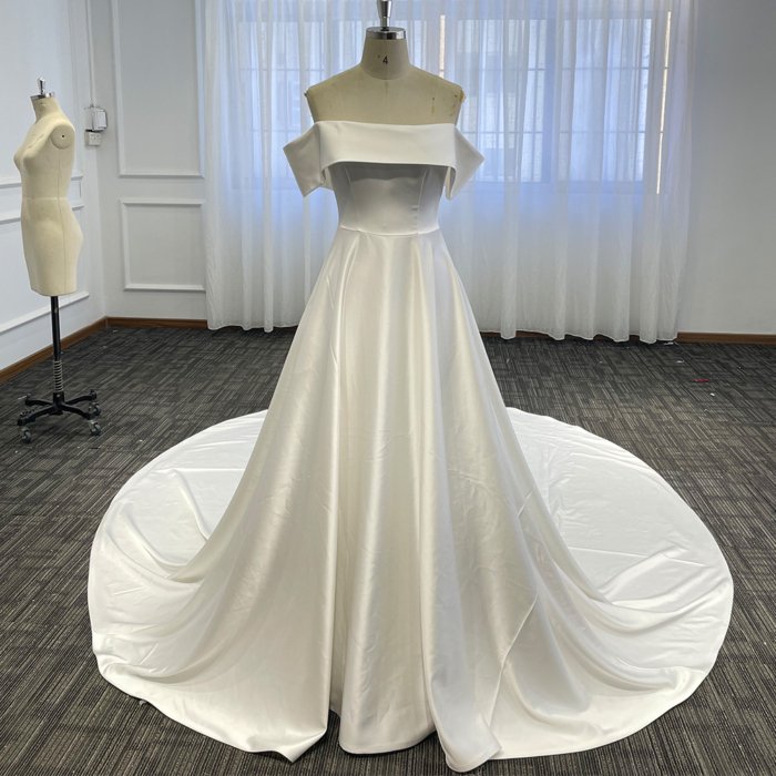 2025 Wedding Dress Satin Bridal Dress Crystal Sleeveless A-line Vestido De Novias LSZT23 (customer link)