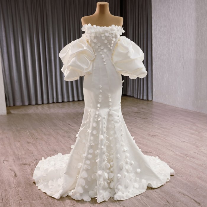 Customized Luxury Satin Ball Gown Wedding Dress Lace Pearls Beaded Detachable Sleeves White Bridal Gown Vestido De Novia 241150