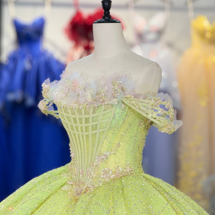 2025 Green Quinceanera Dress Sweet 15 Quinceañera Flowers Vestidos De 15 Años Sequined Beading Lace Evening Party Dress 1369 - Image 3