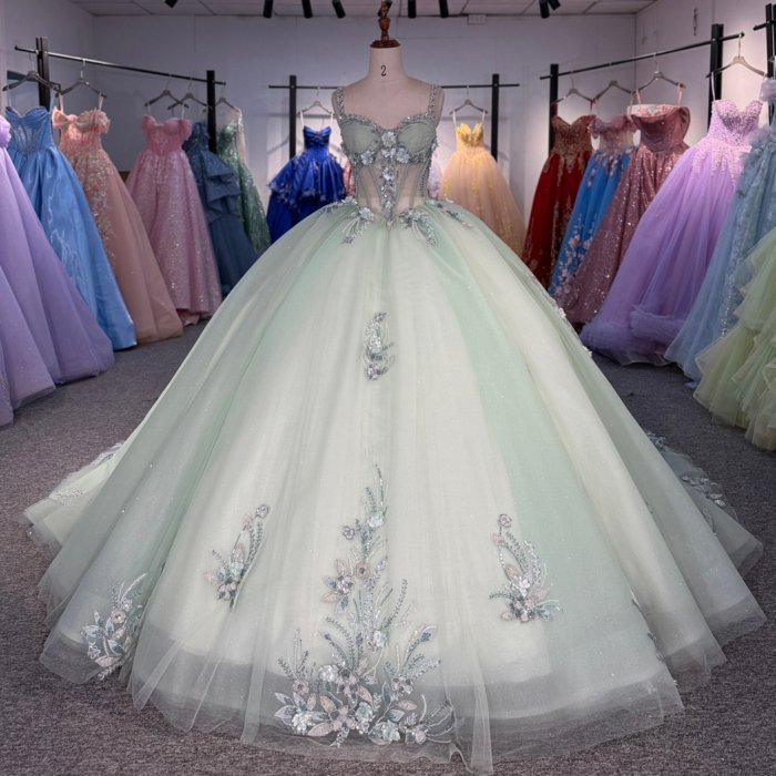2025 Green Quinceanera Dress Sweet 15 Quinceañera Flowers Vestidos De 15 Años Sequined Beading Lace Evening Party Dress 6877
