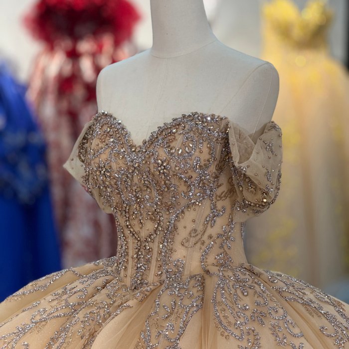 2025 Gold Quinceanera Dress Sweet 15 Quinceañera Flowers Vestidos De 15 Años Sequined Beading Lace Evening Party Dress 6887 - Image 3