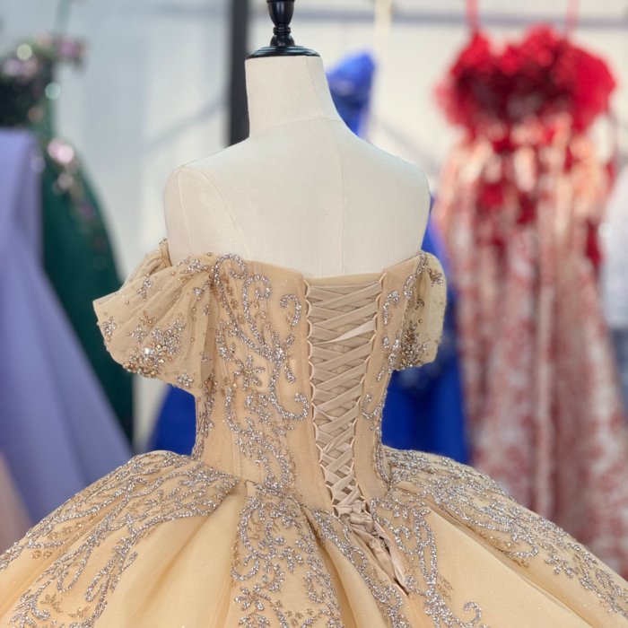 2025 Gold Quinceanera Dress Sweet 15 Quinceañera Flowers Vestidos De 15 Años Sequined Beading Lace Evening Party Dress 6887 - Image 4