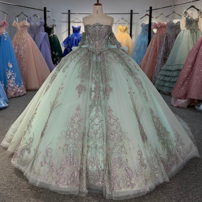 2025 Green Quinceanera Dress Sweet 15 Quinceañera Flowers Vestidos De 15 Años Sequined Beading Lace Evening Party Dress 6906