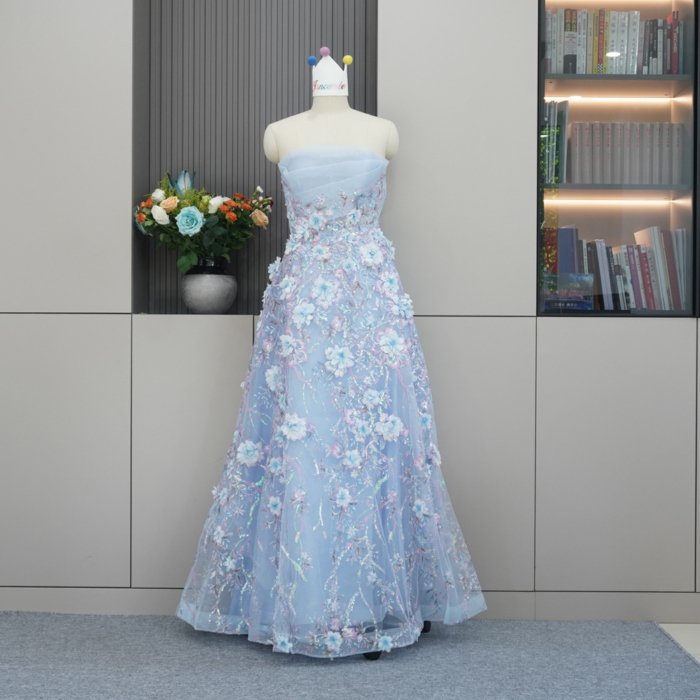 Luxury Dubai Sky Blue Evening Dresses Crystal Strapless Prom Dresses Elegant Women Wedding Formal Party Gown MH05