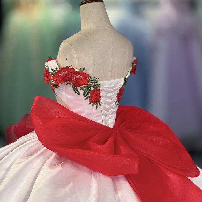 2025 Red White Quinceanera Dress Sweet 15 Quinceañera Flowers Vestidos De 15 Años Sequined Beading Lace Evening Party Dress 5986 - Image 4