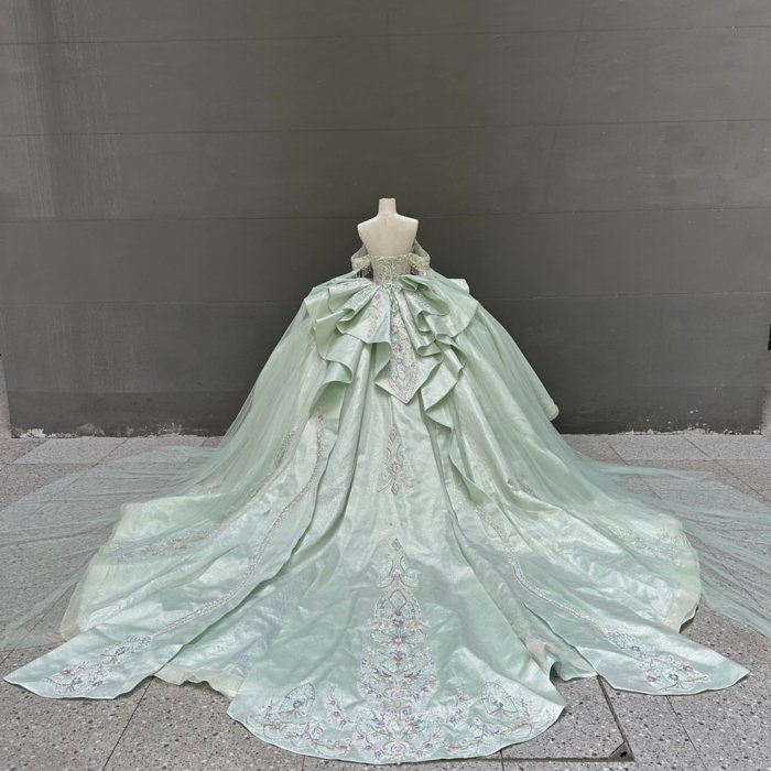 2025 Sage Green Luxury Quinceanera Dress Sweet 15 Quinceañera Flowers Vestidos De 15 Años Sequined Beading Lace Evening Party Dress MW66 (Customer Link - 50% Deposit) - Image 2