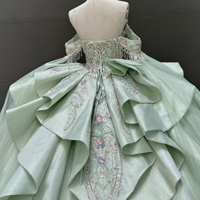2025 Sage Green Luxury Quinceanera Dress Sweet 15 Quinceañera Flowers Vestidos De 15 Años Sequined Beading Lace Evening Party Dress MW66 (Customer Link - 50% Deposit) - Image 4