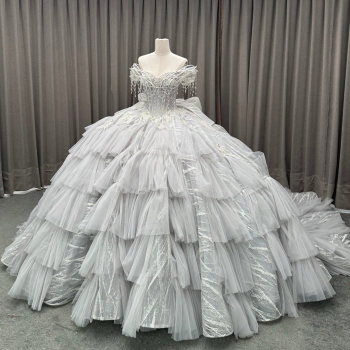 2025 Silver Quinceanera Dress Sweet 15 Grey Quinceañera Flowers Vestidos De 15 Años Sequined Beading Lace Luxury Evening Party Dress MW67 - Image 5