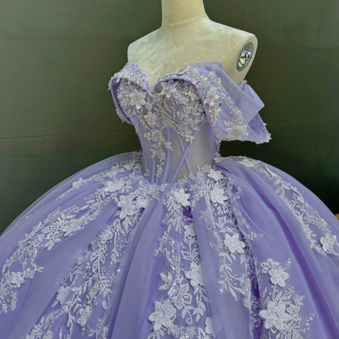 2025 Lilac Quinceanera Dress Sweet 15 Quinceañera Flowers Vestidos De 15 Años Sequined Beading Lace Purple Off Shoulder Evening Party Dress MW77 - Image 4