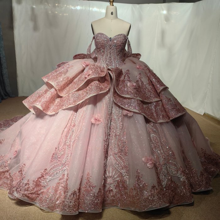 2025 Pink Quinceanera Dress Sweet 15 Quinceañera Flowers Vestidos De 15 Años Sequined Beading Lace Luxury Evening Party Dress MCBB04