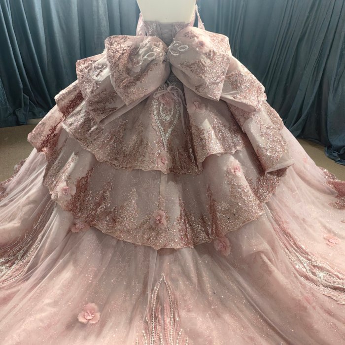 2025 Pink Quinceanera Dress Sweet 15 Quinceañera Flowers Vestidos De 15 Años Sequined Beading Lace Luxury Evening Party Dress MCBB04 - Image 4