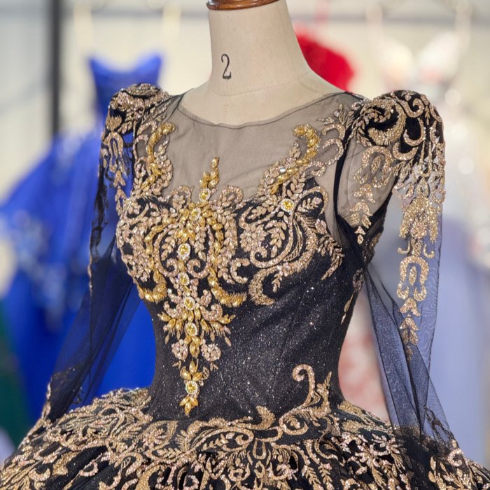 2025 Black Gold Quinceanera Dress Sweet 15 Quinceañera O-Neck Long Sleeves Flowers Vestidos De 15 Años Sequined Beading Lace Evening Party Dress 1363 - Image 3