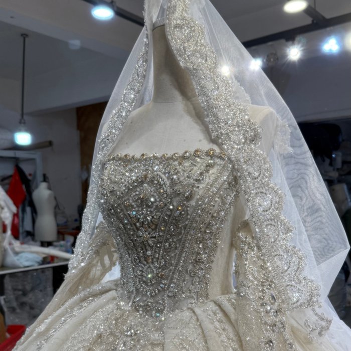 2025 Wedding Dress Elegant Bridal Gown Flowers Vestidos De Novias Sequined Beading Lace Evening Party Dress With Veil OY16 - Image 3