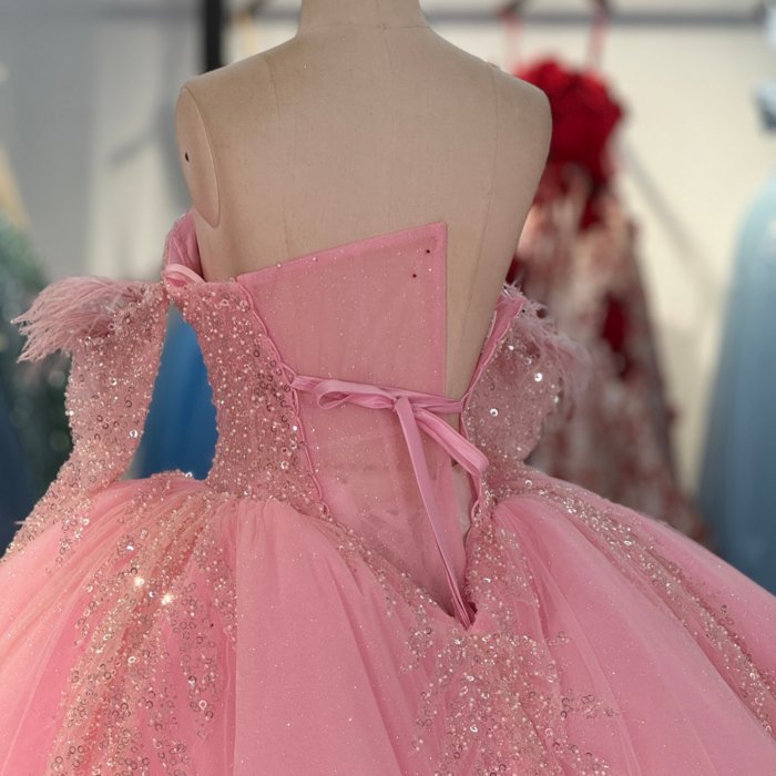 2025 Pink Quinceanera Dress Long Sleeves Sweet 15 Quinceañera Flowers Vestidos De 15 Años Sequined Beading Lace Evening Party Dress 20293 - Image 4