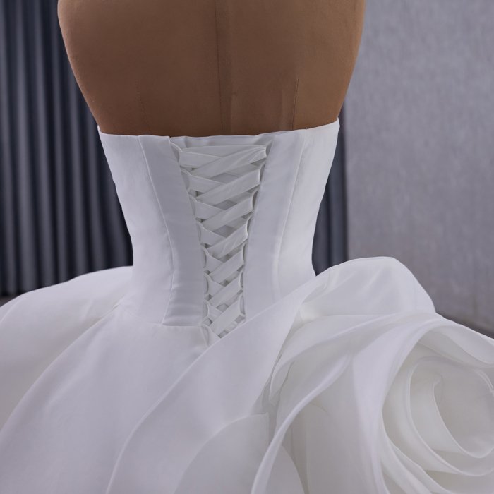 2025 Strapless Wedding Dress Elegant Bridal Gown Flowers Vestidos De Novias Sequined Beading Lace Evening Party Dress 251098 - Image 4