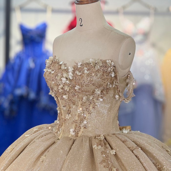 2025 Gold Quinceanera Dress Sweet 15 Quinceañera Flowers Vestidos De 15 Años Sequined Beading Lace Evening Party Dress 6850 - Image 3