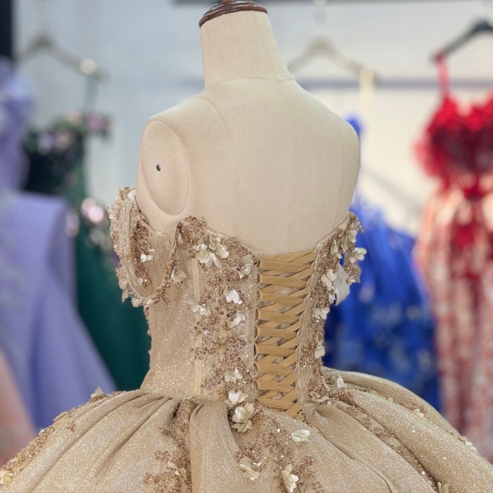 2025 Gold Quinceanera Dress Sweet 15 Quinceañera Flowers Vestidos De 15 Años Sequined Beading Lace Evening Party Dress 6850 - Image 4