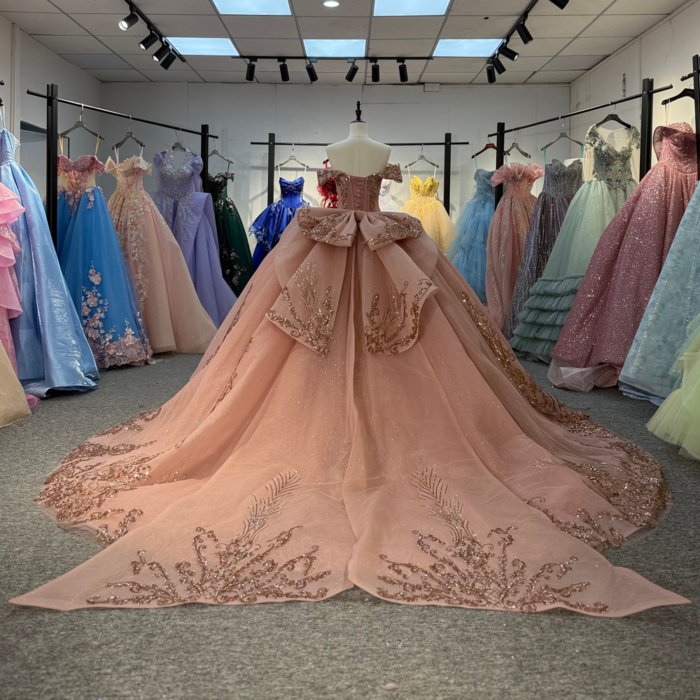 2025 Rose Gold Quinceanera Dress Sweet 15 Quinceañera Off Shoulder Flowers Vestidos De 15 Años Sequined Beading Lace Evening Party Dress 6888 - Image 2