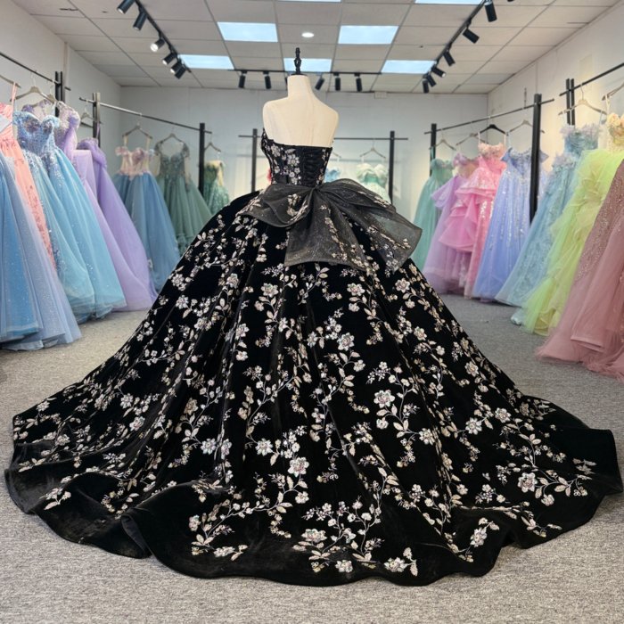 2025 Black Quinceanera Dress Sweet 15 Quinceañera Strapless Vestidos De 15 Años Sequined Beading Lace Evening Party Dress 6927 - Image 6