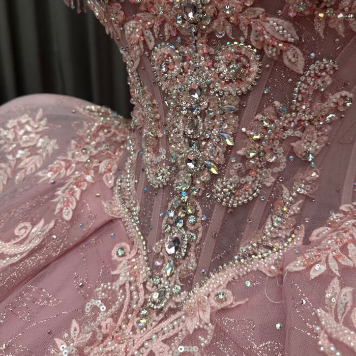 2025 Pink Quinceanera Dress Off Shoulder Sweet 15 Quinceañera Flowers Vestidos De 15 Años Sequined Beading Lace Evening Party Dress MW80 - Image 5