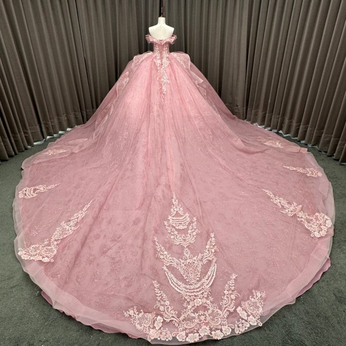 2025 Pink Quinceanera Dress Off Shoulder Sweet 15 Quinceañera Flowers Vestidos De 15 Años Sequined Beading Lace Evening Party Dress MW80 - Image 2