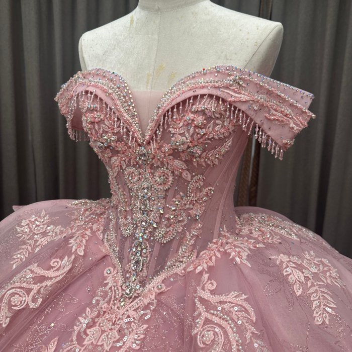 2025 Pink Quinceanera Dress Off Shoulder Sweet 15 Quinceañera Flowers Vestidos De 15 Años Sequined Beading Lace Evening Party Dress MW80 - Image 3
