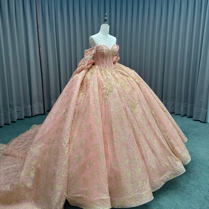 2025 Off Shoulder Rose Gold Quinceanera Dress Sweet 15 Quinceañera Flowers Vestidos De 15 Años Sequined Beading Lace Evening Party Dress MW81 - Image 6