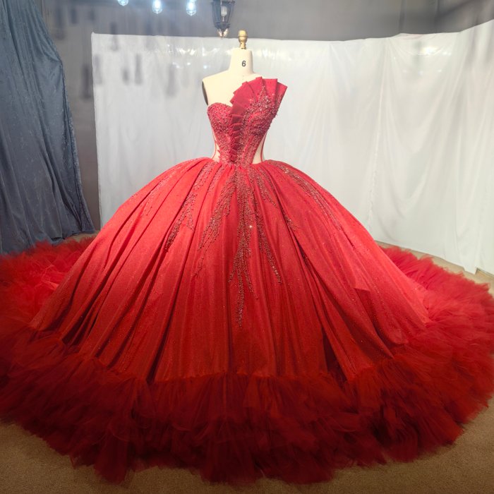 2025 Red Quinceanera Dress Sweet 15 Quinceañera Flowers Vestidos De 15 Años Sequined Beading Lace Evening Party Dress MCD09