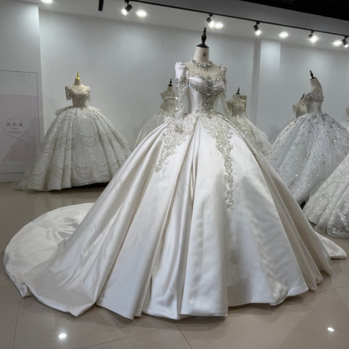 2025 Fashion O- Neck Long Sleeves Satin Wedding Dress Elegant Bridal Gown Flowers Vestidos De Novias Sequined Beading Lace Evening Party Dress XS187 - Image 5