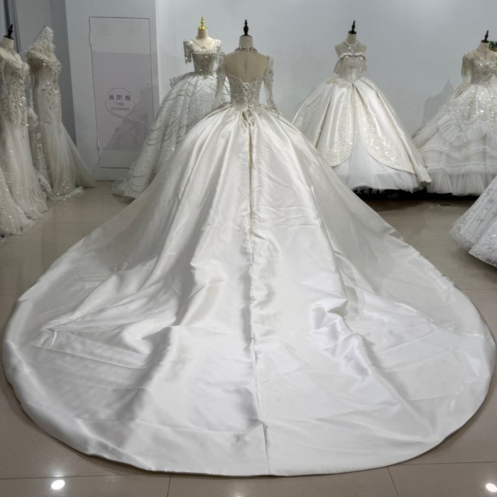 2025 Fashion O- Neck Long Sleeves Satin Wedding Dress Elegant Bridal Gown Flowers Vestidos De Novias Sequined Beading Lace Evening Party Dress XS187 - Image 2