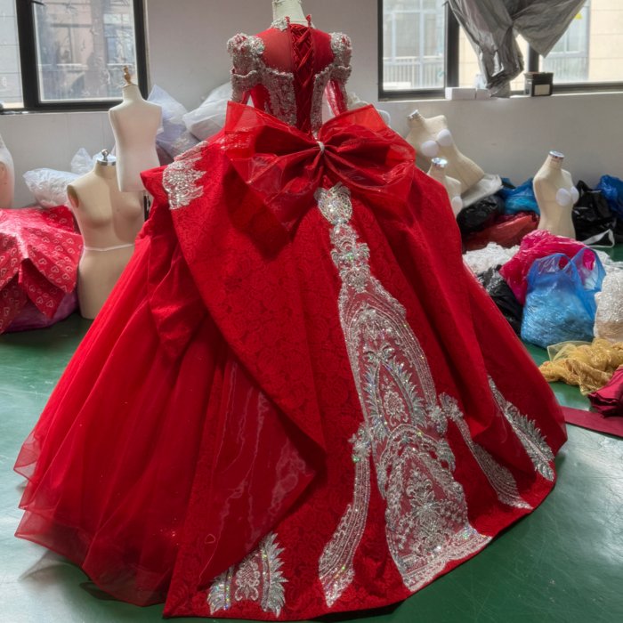 2025 Red Quinceanera Dress Sweet 15 High Neck Long Sleeves Quinceañera Flowers Vestidos De 15 Años Sequined Beading Lace Evening Party Dress XS189 - Image 4