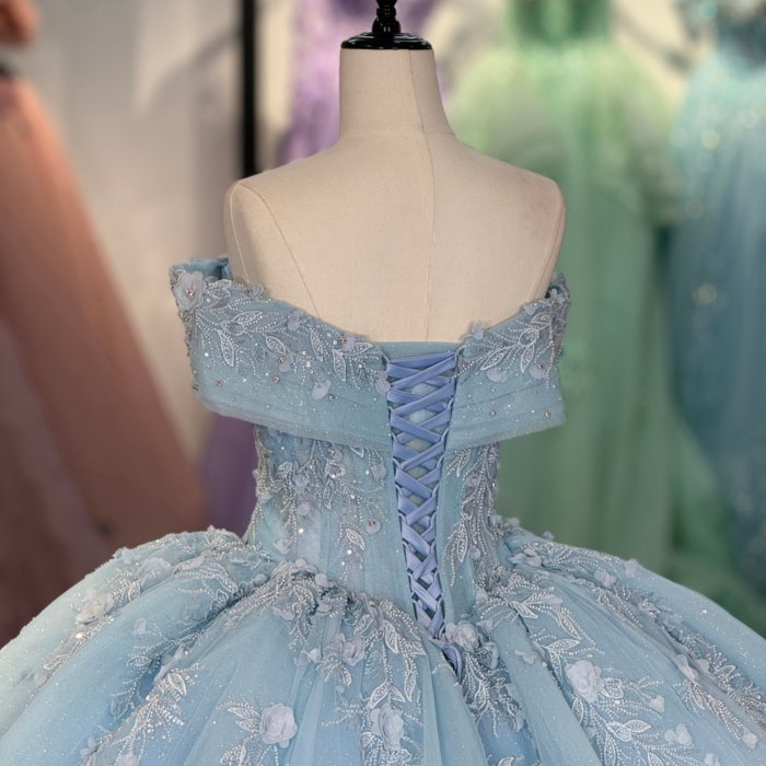 Gorgeous Light Blue Ball Gown Quinceanera Dress Off The Shoulder Appliques Crystal Lace Up Vestido De Quinceanera - Image 4