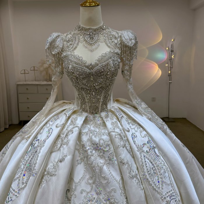 Gorgeous White Wedding Dress Long Sleeve Beaded Appliques Crystal Lace Up Vestido De Novia - Image 2
