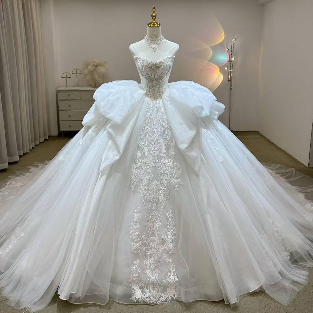 Gorgeous White Wedding Dress Strapless Lace Appliques Big Bow Ball Gown Vestido De Novia