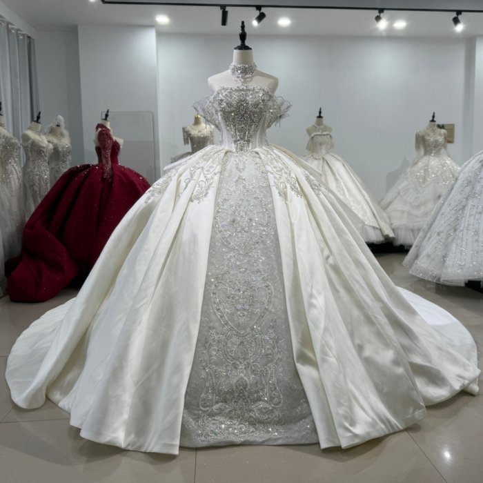 2025 Satin Wedding Dress Elegant Bridal Gown Flowers Off Shoulder Vestidos De Novias Sequined Beading Lace Evening Party Dress XS199