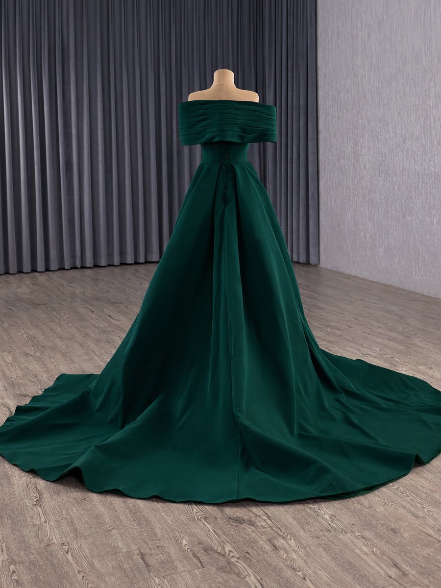 Elegant Emerald Evening Dress Off Shoulder Pleated Beaded Gown Long Train Engagement Photoshoot - Image 2
