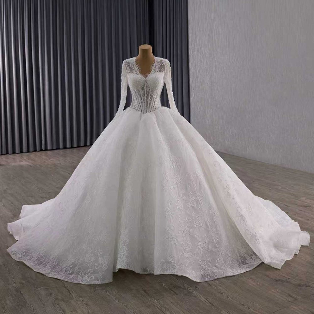 Luxury Beaded White Lace Ball Gown Wedding Dress Long Sleeve Gown Bridal Dress