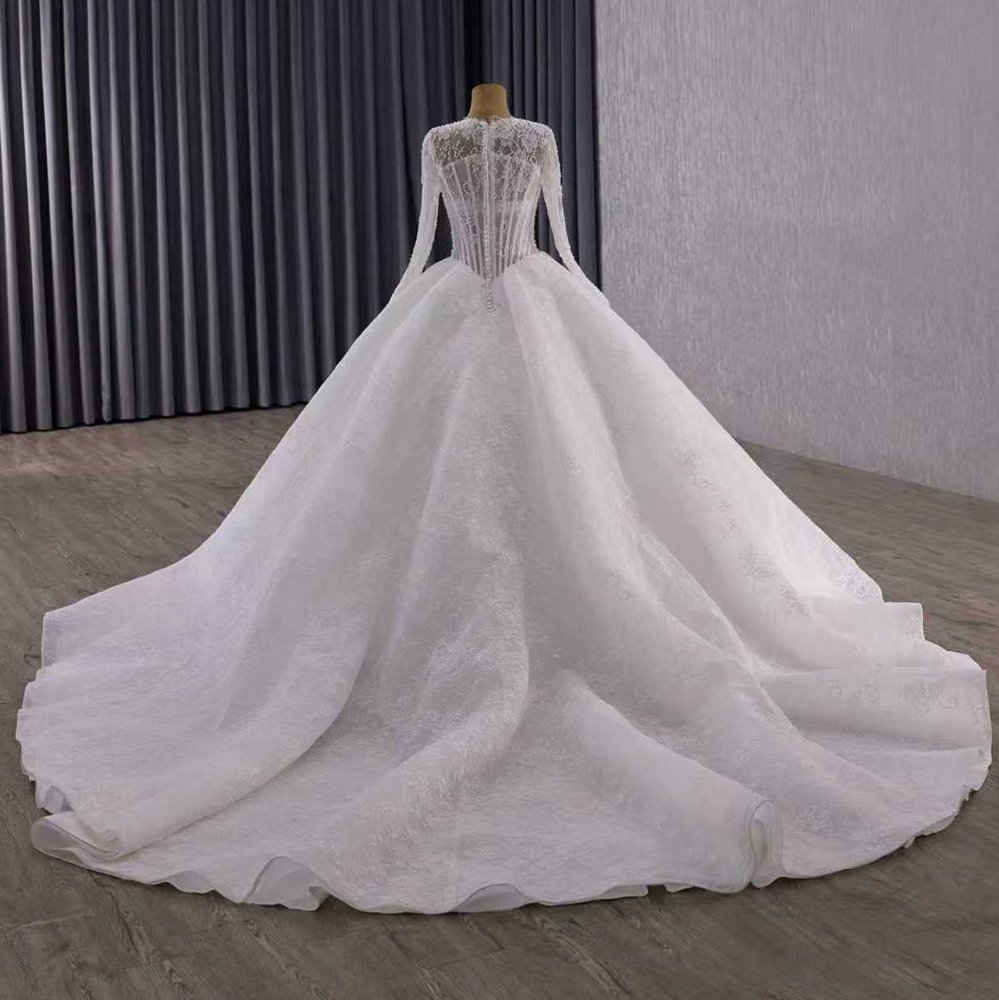 Luxury Beaded White Lace Ball Gown Wedding Dress Long Sleeve Gown Bridal Dress - Image 2