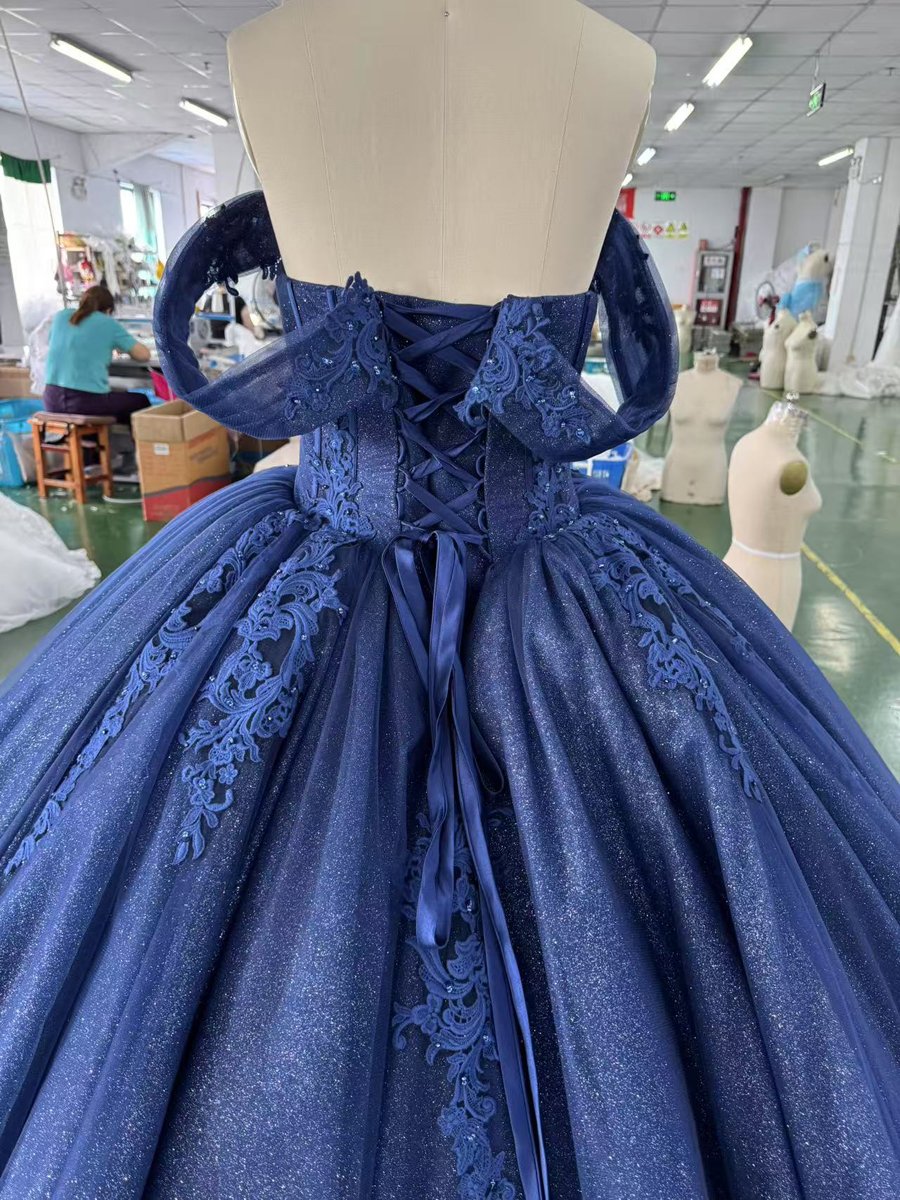 Enchanting Sparkly Navy Blue Quinceanera Dress Ball Gown Off Shoulder Long Train Appliques Sweet 16 Dress - Image 4
