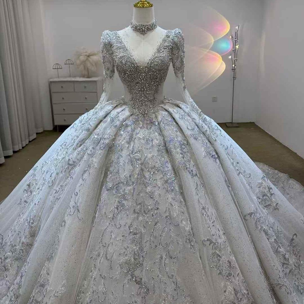 Elegant Ivory Luxury Long Sleeve Wedding Dress Deep V Neck Diamond Ball Gown Cathedral Train Bridal Gown - Image 5