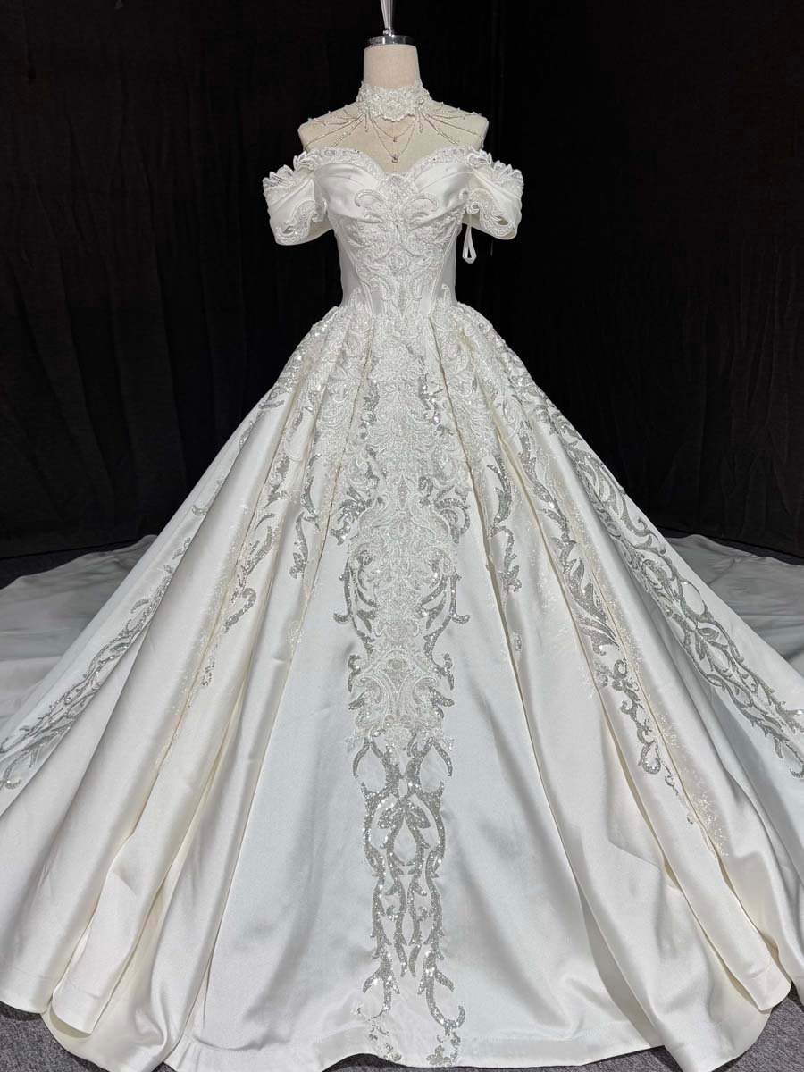 Elegant Ivory Sweetheart Off Shoulder Wedding Dress Beaded Lace Applique Ball Gown Cathedral Train