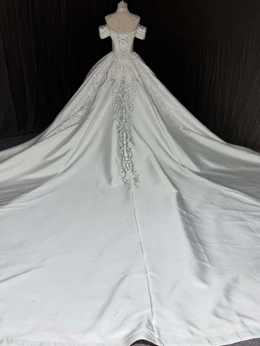 Elegant Ivory Sweetheart Off Shoulder Wedding Dress Beaded Lace Applique Ball Gown Cathedral Train - Image 2