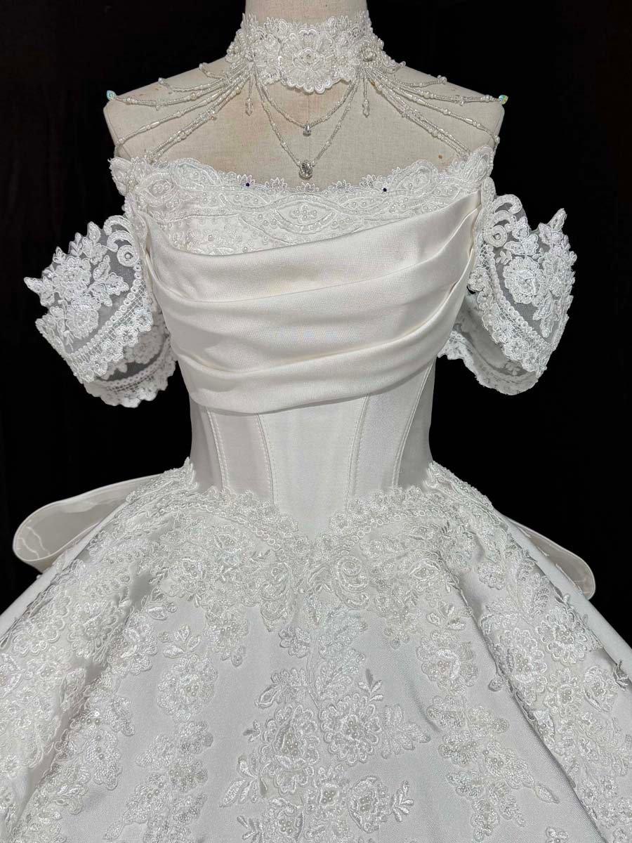 Timeless Ivory Sweetheart Off Shoulder Wedding Dress Bow Applique Lace Ball Gown Royal Train - Image 3