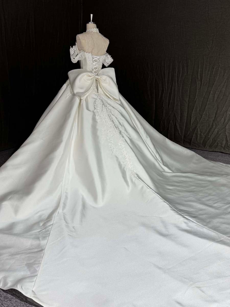 Timeless Ivory Sweetheart Off Shoulder Wedding Dress Bow Applique Lace Ball Gown Royal Train - Image 5