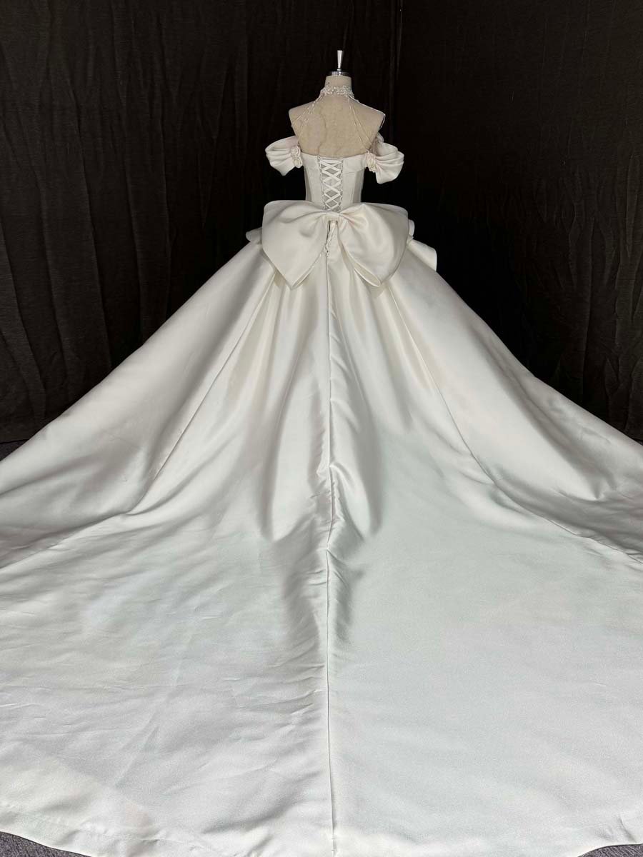 Glamorous Ivory Off Shoulder Sweetheart Wedding Dress Ruffles Bow Back Ball Gown Cathedral Train - Image 2