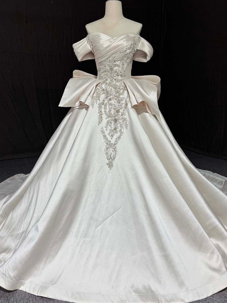 Elegant Ivory Satin Off Shoulder Ball Gown Wedding Dress Beaded Puffy Sleeves Long Train Bridal Gown