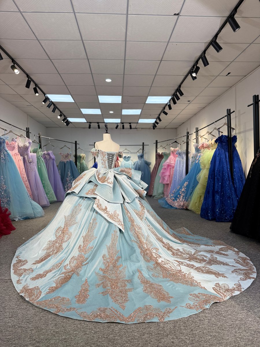 Elegant Light Blue Quinceanera Dress Off Shoulder Rose Gold Appliques Ball Gown Sweet 15 - Image 6